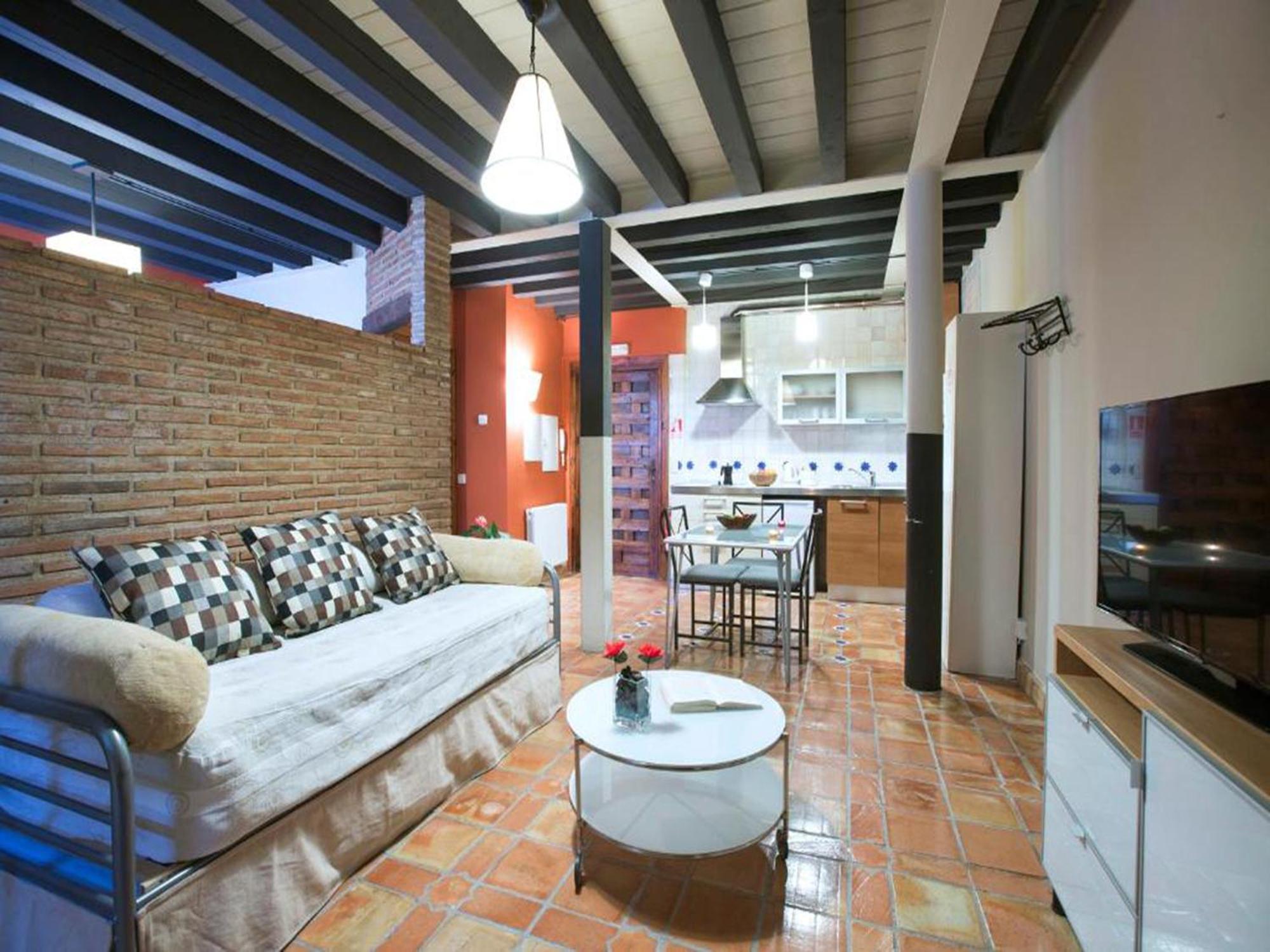 Apartamentos Senorio De Haro 3000 Exterior photo